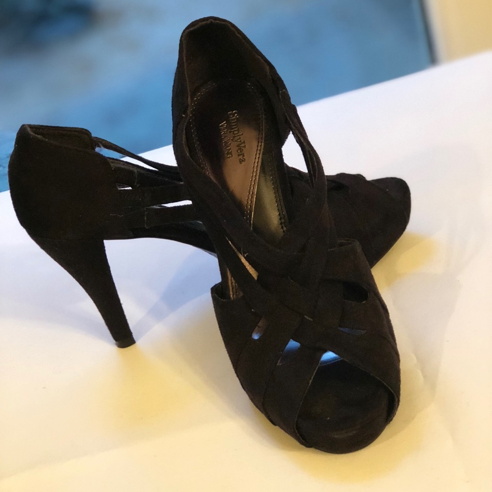 Vera Wang suede Peep toe